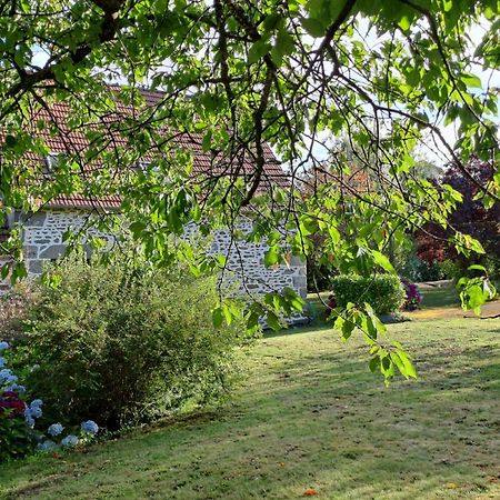 Le cottage de Lily Bonnemain Extérieur photo