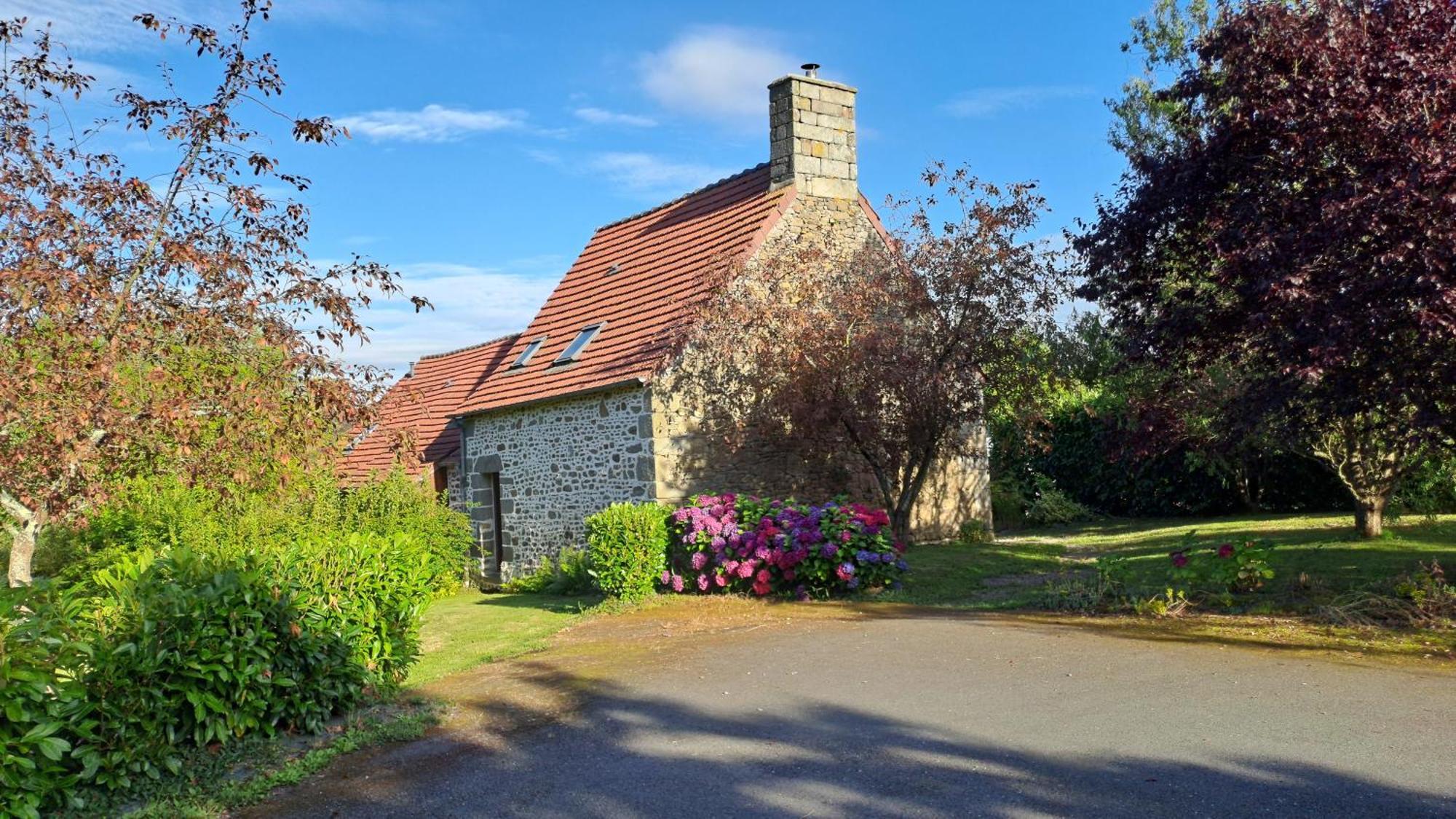 Le cottage de Lily Bonnemain Extérieur photo